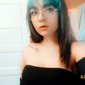 Meet your Posher, Sky-marie